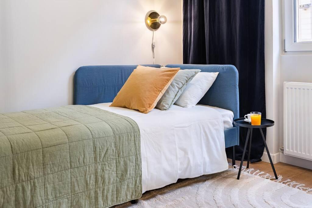 Old City Apartment - Self Check-In บูคาเรสต์ ภายนอก รูปภาพ